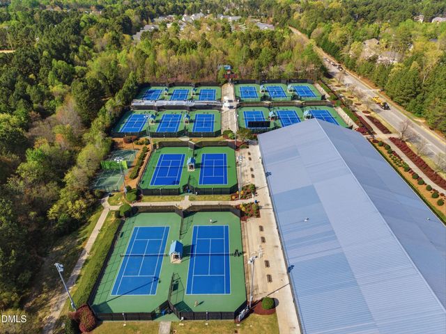 221 Birdsgrove Court, Cary, NC 27519