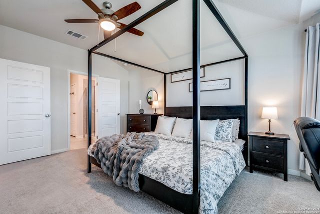 217 Goodfella Ave, Cibolo, TX 78108