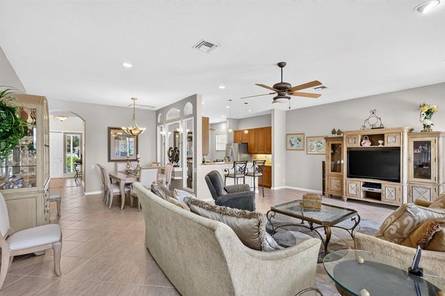 347 NW Shoreview Drive, Port St. Lucie, FL 34986