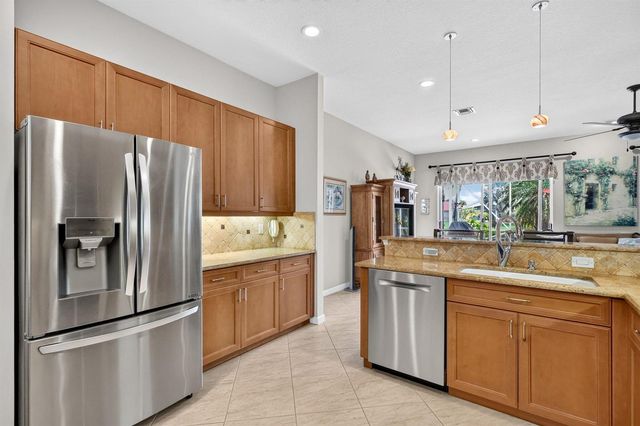 347 NW Shoreview Drive, Port St. Lucie, FL 34986