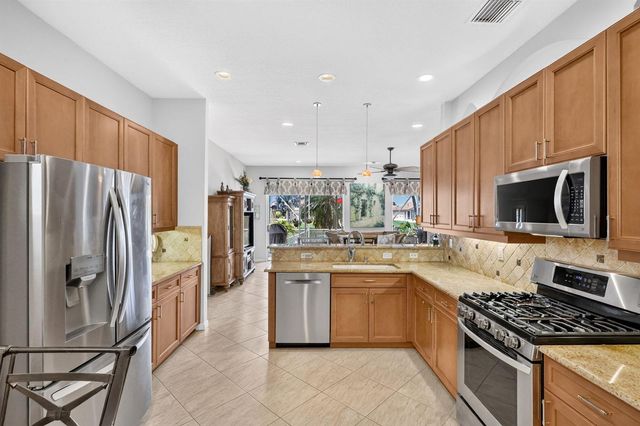 347 NW Shoreview Drive, Port St. Lucie, FL 34986