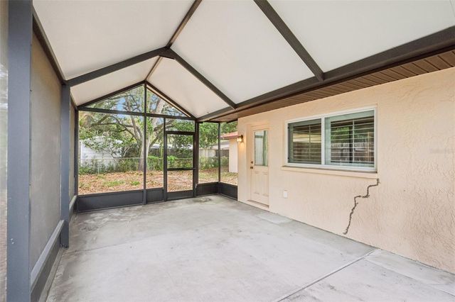 11732 MOFFAT AVENUE, Tampa, FL 33617