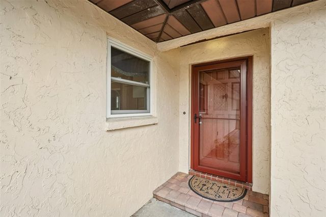 11732 MOFFAT AVENUE, Tampa, FL 33617