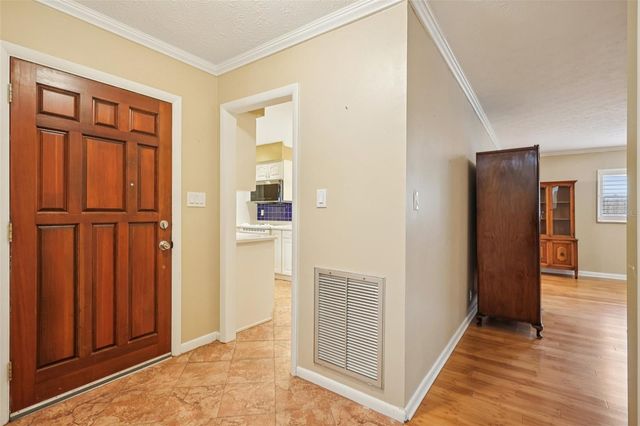 11732 MOFFAT AVENUE, Tampa, FL 33617
