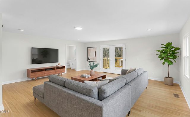 4713 S Nc 87 Highway, Graham, NC 27253