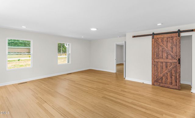 4713 S Nc 87 Highway, Graham, NC 27253