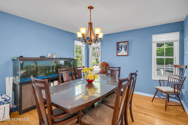 4 Wood Avenue, Middletown, NJ 07758