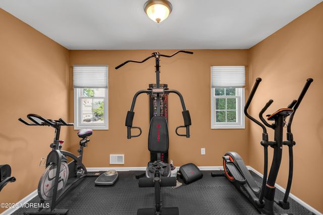 4 Wood Avenue, Middletown, NJ 07758