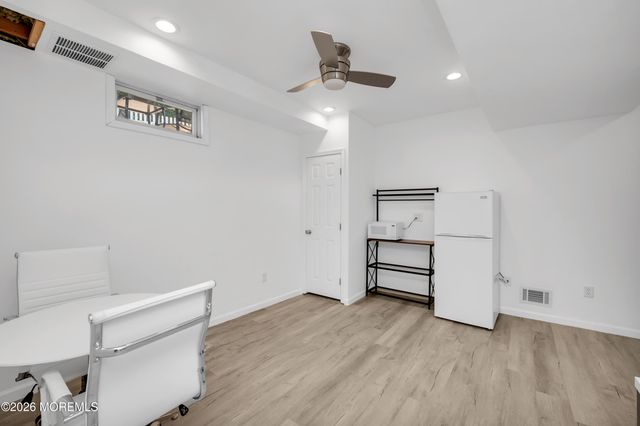 4 Wood Avenue, Middletown, NJ 07758
