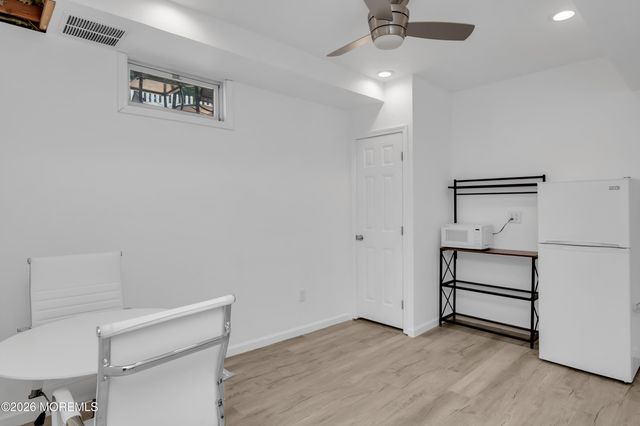 4 Wood Avenue, Middletown, NJ 07758
