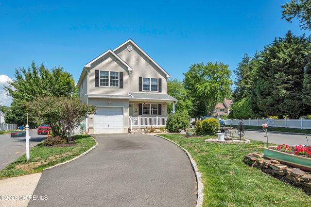 4 Wood Avenue, Middletown, NJ 07758
