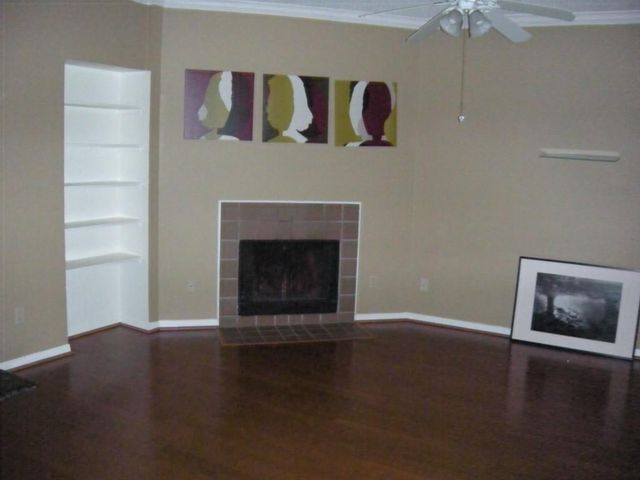 915 W 23rd ST 105, Austin, TX 78705