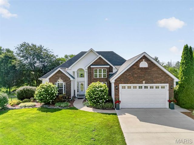 224 Bennington Drive, Troy, MO 63379