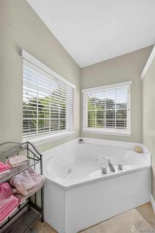 224 Bennington Drive, Troy, MO 63379