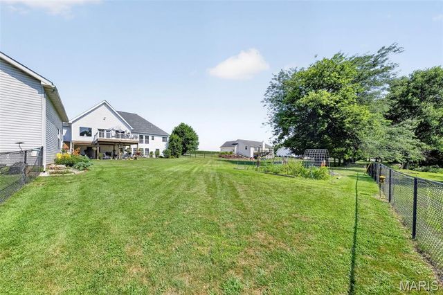 224 Bennington Drive, Troy, MO 63379
