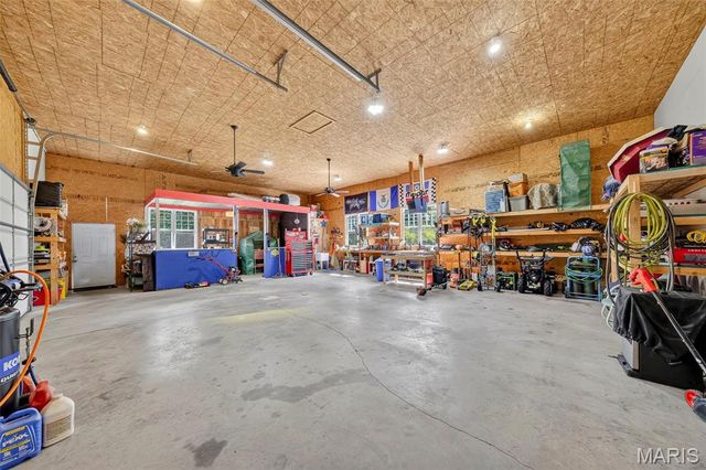 224 Bennington Drive, Troy, MO 63379