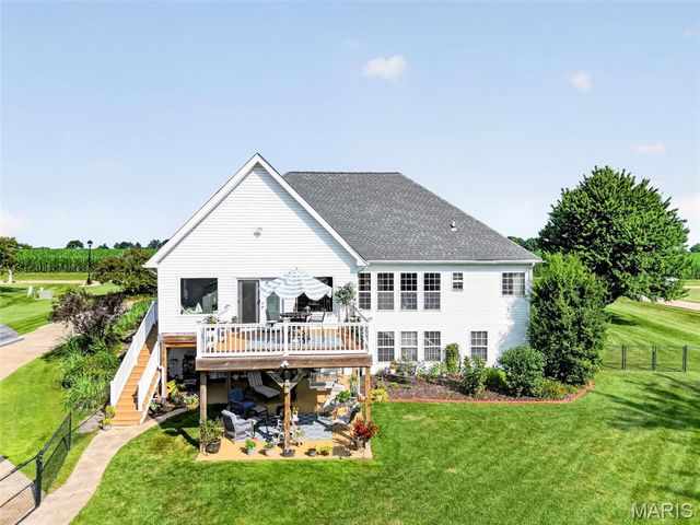 224 Bennington Drive, Troy, MO 63379