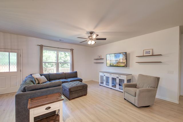 2015 Elvington Road, Johns Island, SC 29455