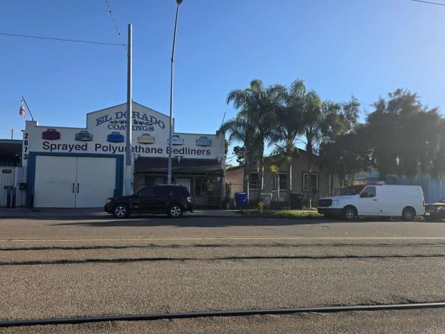 2661 Commercial Street, San Diego, CA 92113
