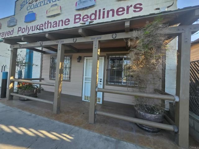 2661 Commercial Street, San Diego, CA 92113