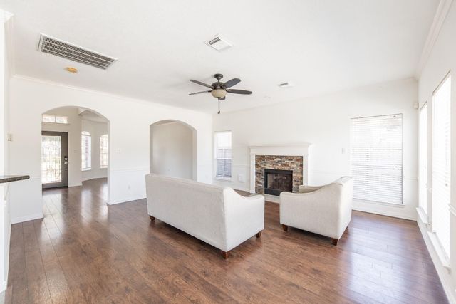 15422 Downford Drive, Tomball, TX 77377