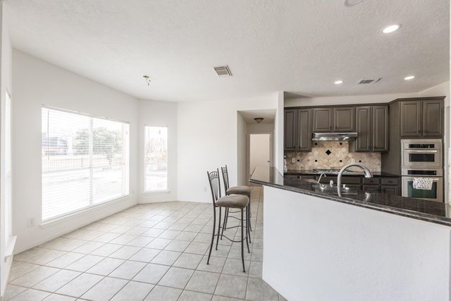 15422 Downford Drive, Tomball, TX 77377