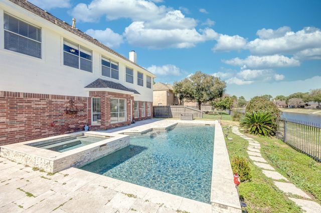 15422 Downford Drive, Tomball, TX 77377