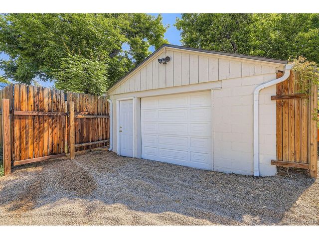 1355 S Pennsylvania St, Denver, CO 80210