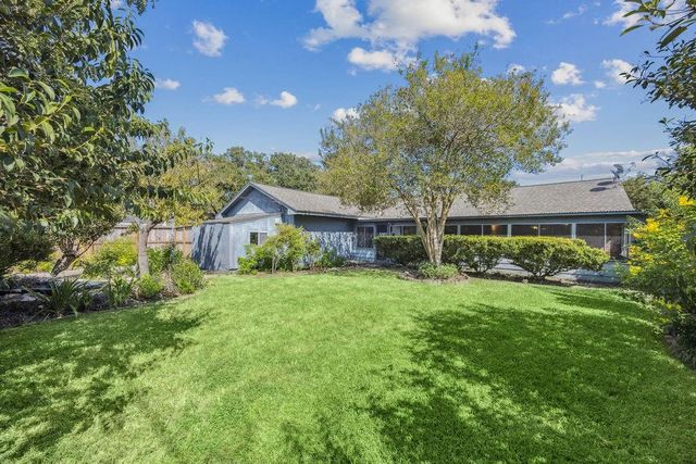 7302 Burning Tree Drive, Houston, TX 77036