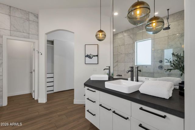 14604 E PEAK VIEW Road, Scottsdale, AZ 85262