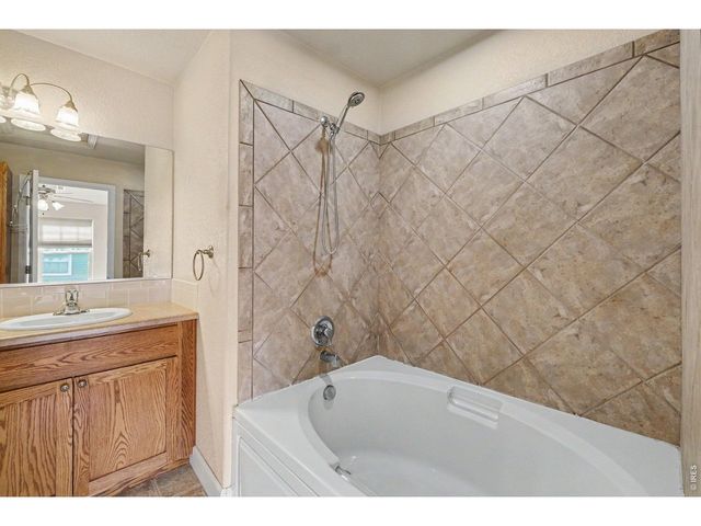 5775 29th St 611, Greeley, CO 80634