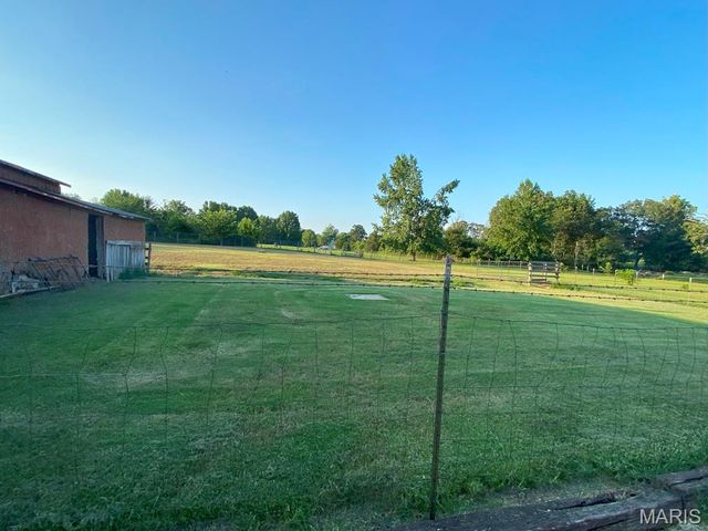 5239 Highway M, Poplar Bluff, MO 63901