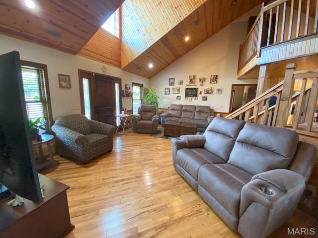 5239 Highway M, Poplar Bluff, MO 63901