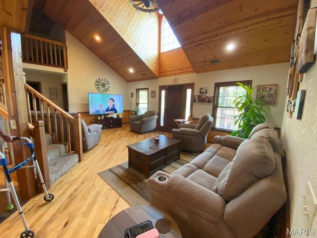 5239 Highway M, Poplar Bluff, MO 63901