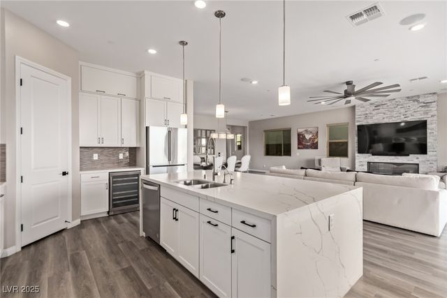 12619 Huckleberry Oak Avenue, Las Vegas, NV 89138