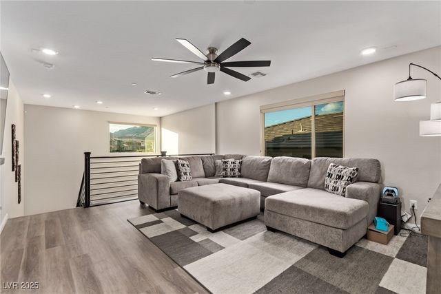 12619 Huckleberry Oak Avenue, Las Vegas, NV 89138