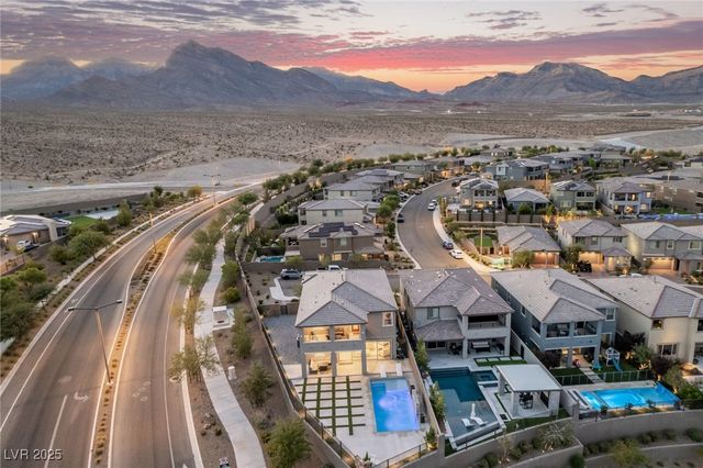 12619 Huckleberry Oak Avenue, Las Vegas, NV 89138