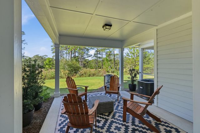 348 N Sand Palm Road, Freeport, FL 32439