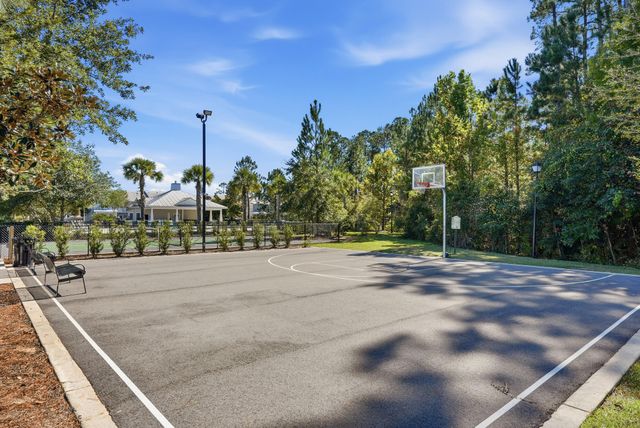 348 N Sand Palm Road, Freeport, FL 32439