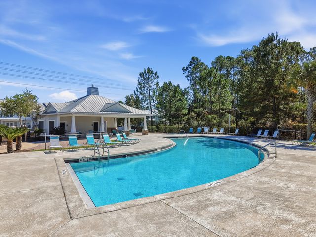 348 N Sand Palm Road, Freeport, FL 32439