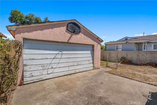3221 W 113th Street, Inglewood, CA 90303
