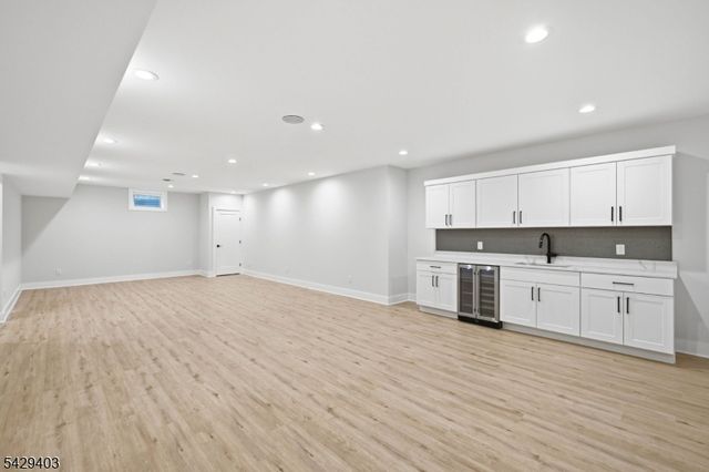 11 Rale Ter, Livingston Twp., NJ 07039