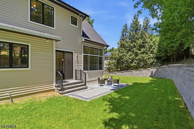 11 Rale Ter, Livingston Twp., NJ 07039