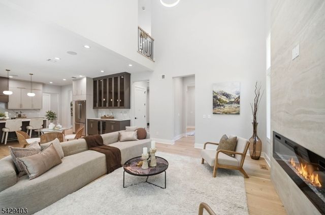 11 Rale Ter, Livingston Twp., NJ 07039