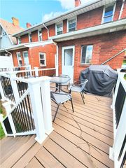 5850 Burchfield Ave, Squirrel Hill, PA 15217