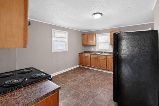 146 Wrexham Avenue, Columbus, OH 43223