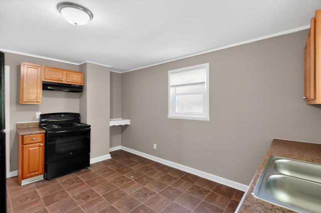 146 Wrexham Avenue, Columbus, OH 43223