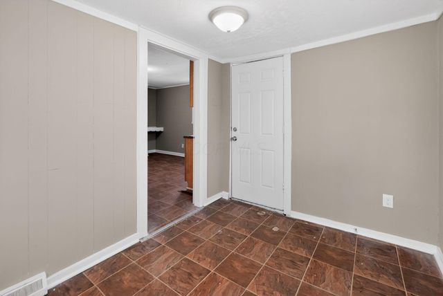 146 Wrexham Avenue, Columbus, OH 43223