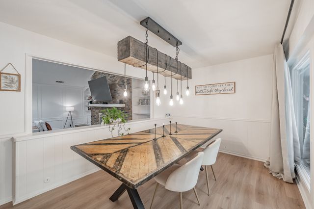 2211 Midhurst Drive, Arlington, TX 76013