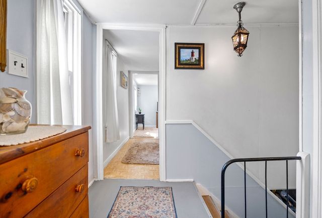 10 Cleveland Ave, Wareham, MA 02532